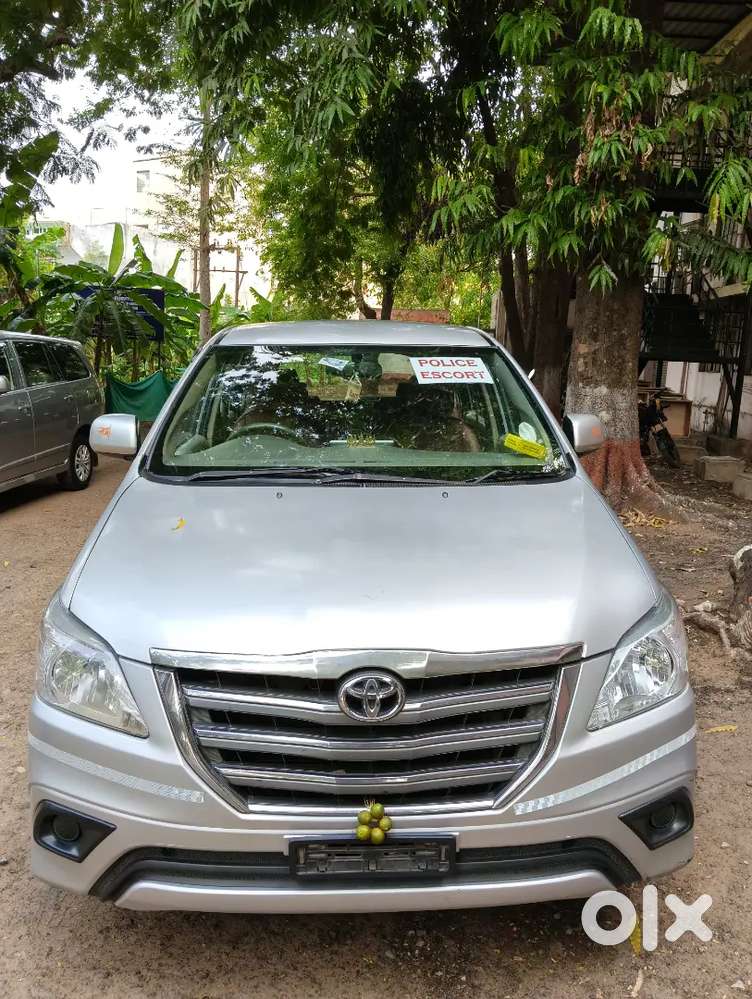 Car Innova