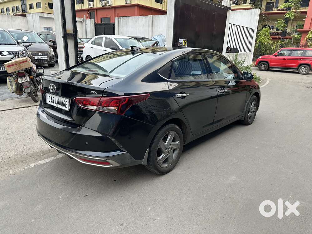 Hyundai Verna 1.5 Sx Ivt, 2021, Petrol