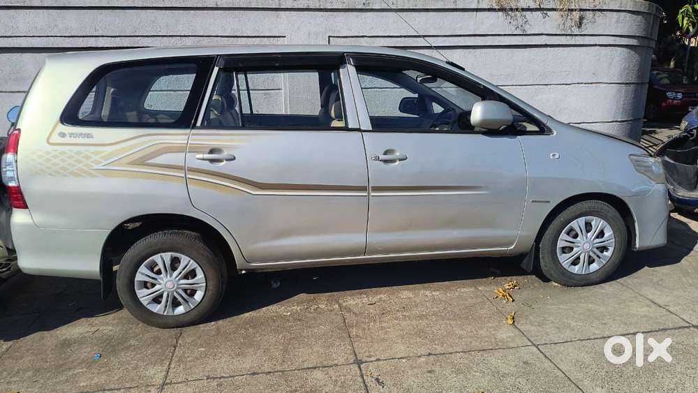 Toyota Innova 2.5 G (diesel) 8 Seater, 2015, Diesel