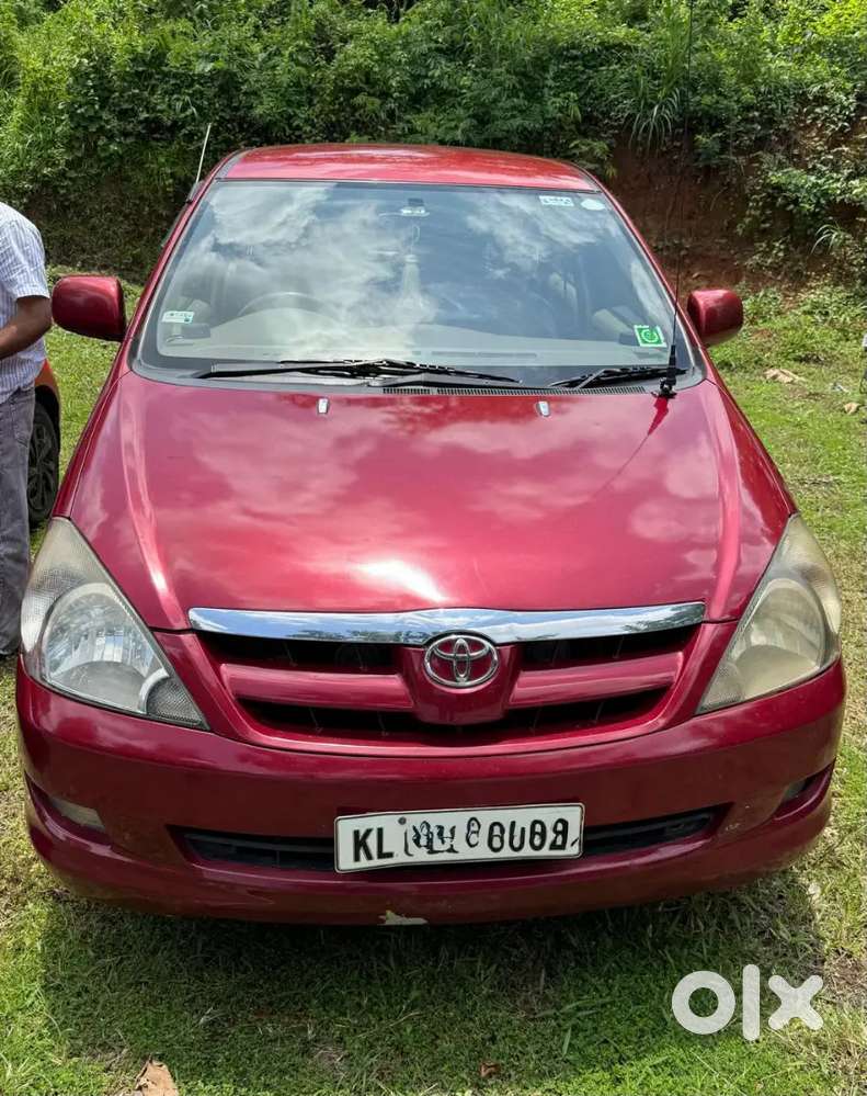 Toyota Innova 2007 Diesel 232000 Km Driven