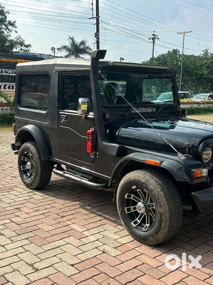 Mahindra Thar 4×4 Hard Top