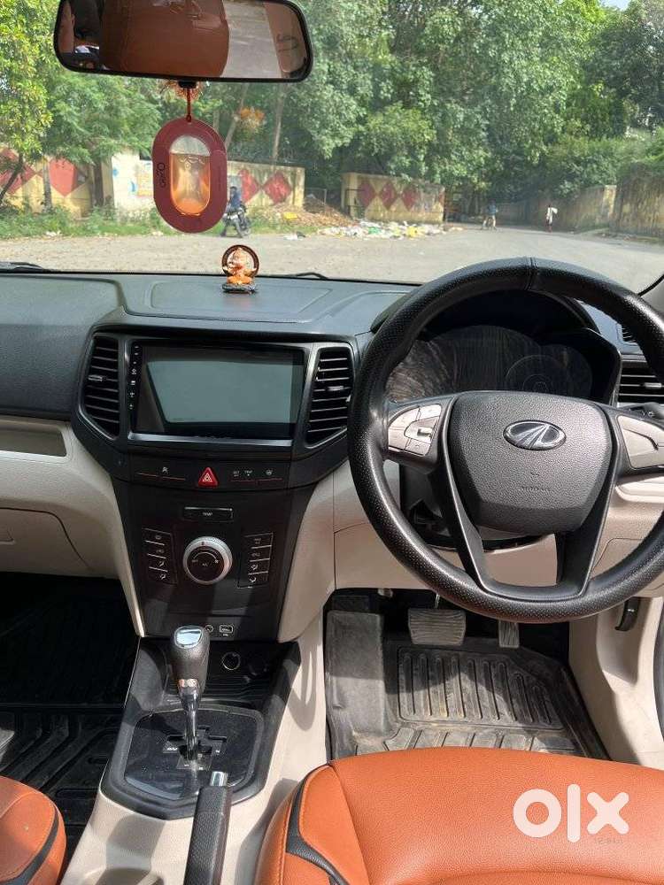 Mahindra Xuv300 1.2 W6 Amt Petrol, 2022, Petrol
