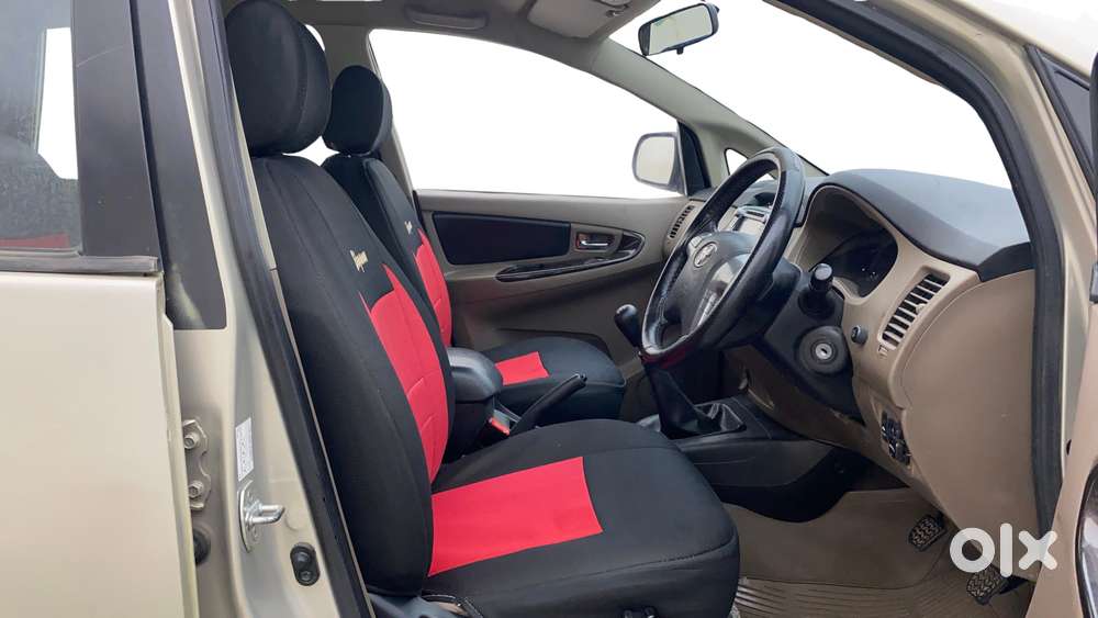 Toyota Innova 2.5 Vx 7 Str, 2015, Diesel