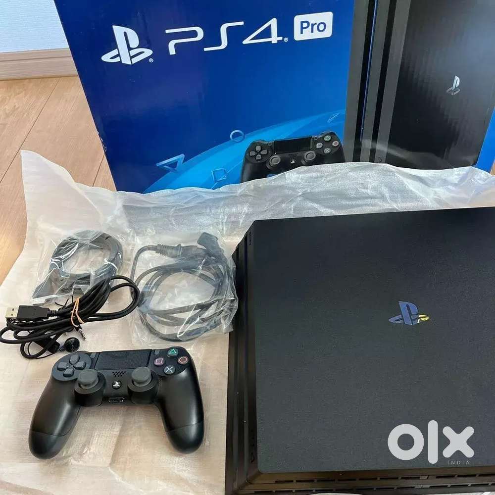 Sony PlayStation 4 PS4 Pro Jet Black 1TB CUH-7100BB01 Game Console 