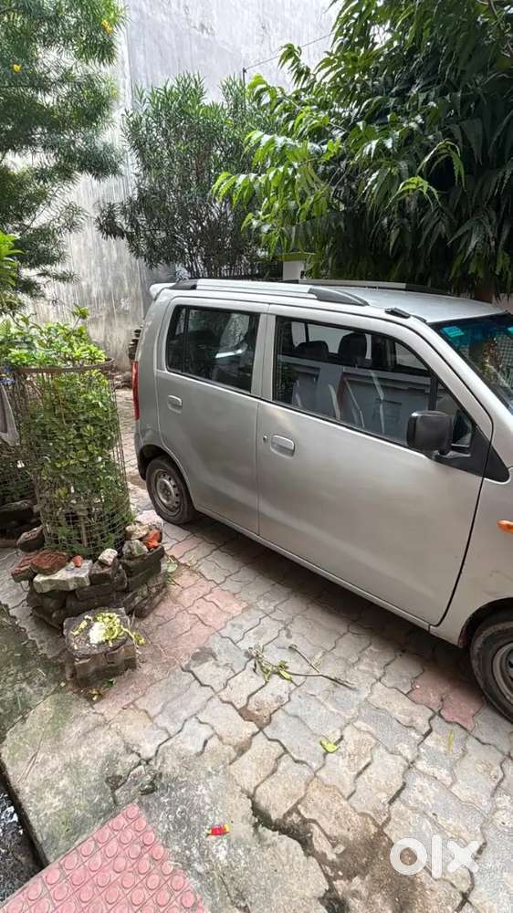 Maruti Suzuki Wagon R 2014 Model Lxi Cng Company Fitted Average 25-26