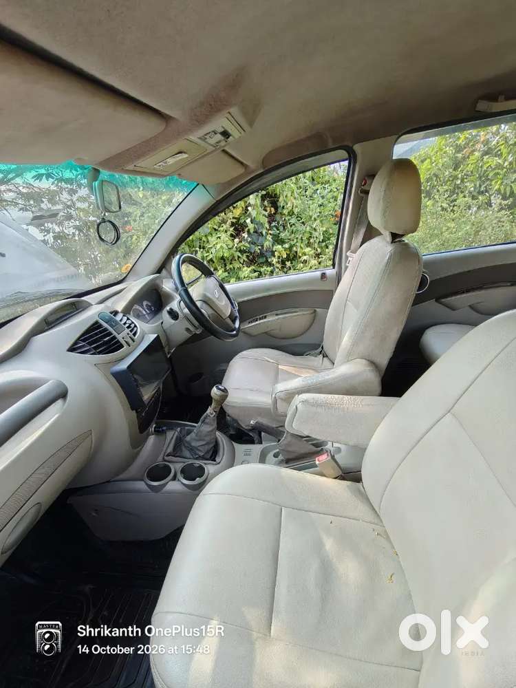 Mahindra Quanto 1.5 C6 2012