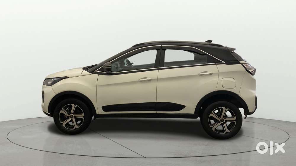 Tata Nexon 1.5 Revotorq Xz Plus (s), 2023, Diesel