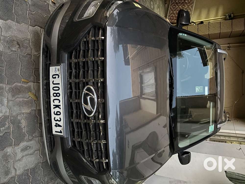 Hyundai Venue 2022 Petrol 31031 Km Driven
