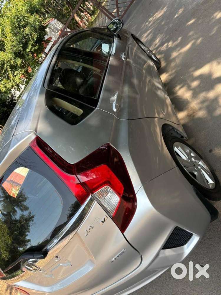 Honda Jazz V Mt Privilege, 2017, Cng & Hybrids