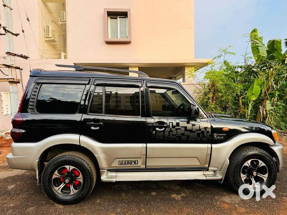 Mahindra Scorpio Classic 2010 Diesel 150000 Km Driven