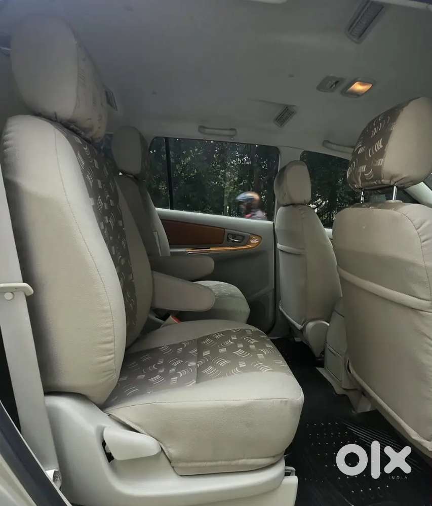 2011 Toyota Innova Diesel Vx, Just 36000 Kilometers Driven