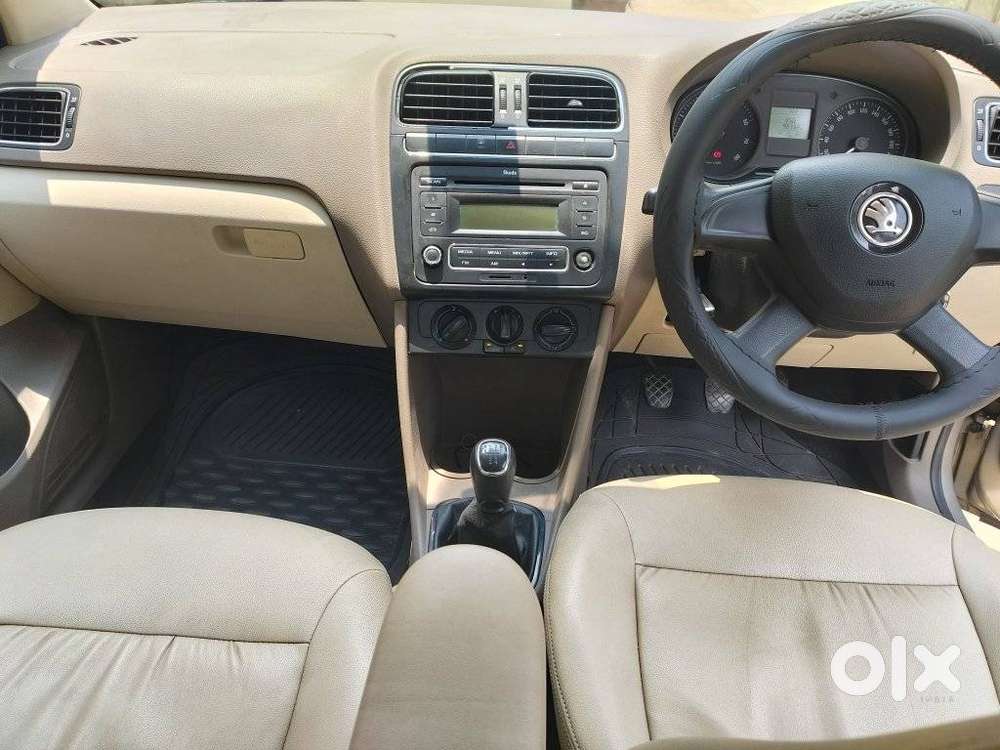 Skoda Rapid 2013-2016 1.6 Mpi Ambition With Alloy Wheel, 2013, Petro..