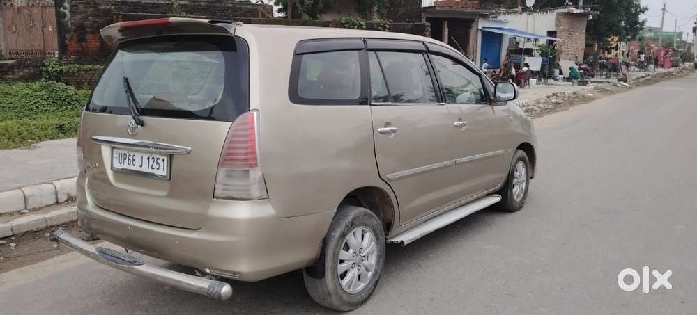 Toyota Innova 2.5 Vx 8 Str, 2010, Diesel