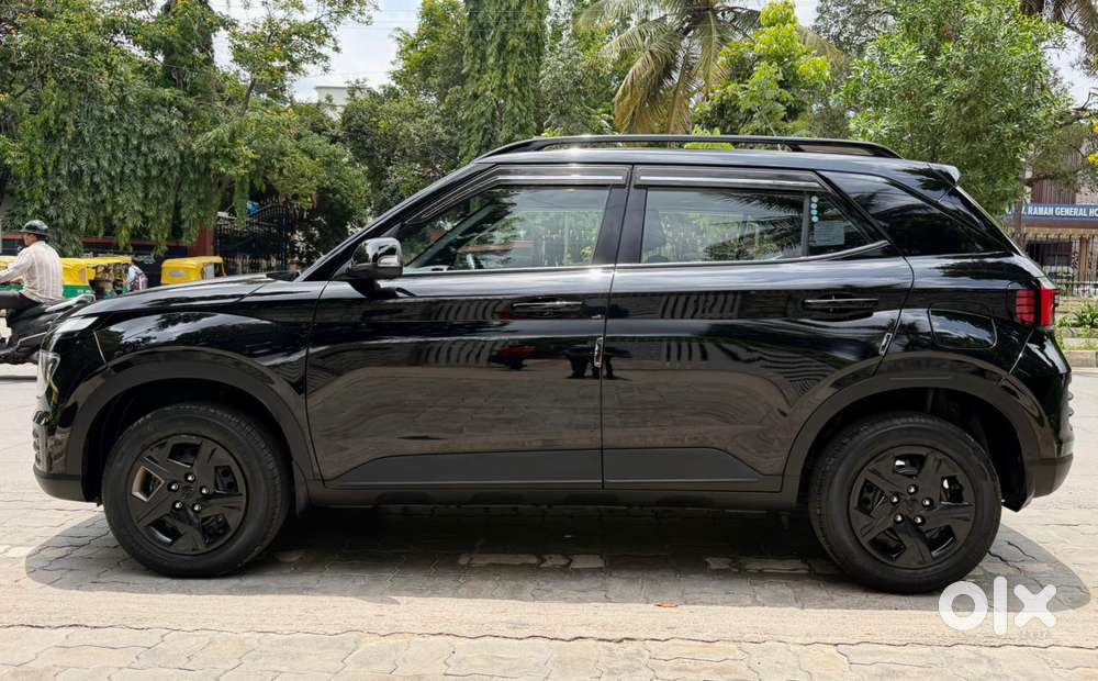Hyundai Venue Sx 1.2 Mt Knight Edition, 2024, Petrol
