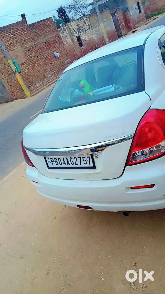 Maruti Suzuki Dzire 2013 Diesel Well Maintained