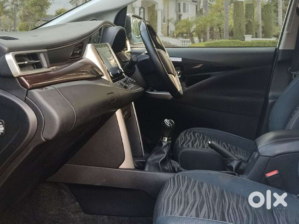 Toyota Innova Crysta