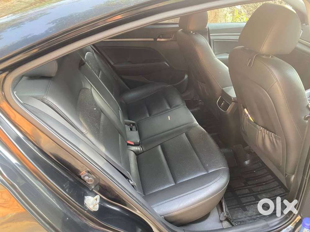 Hyundai Elantra Top Model 2032 Rc