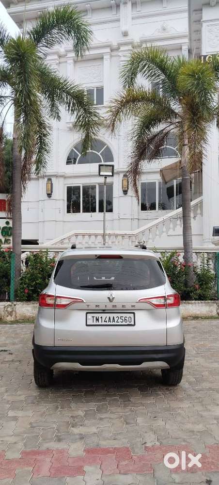 Renault Triber Rxz, 2022, Petrol