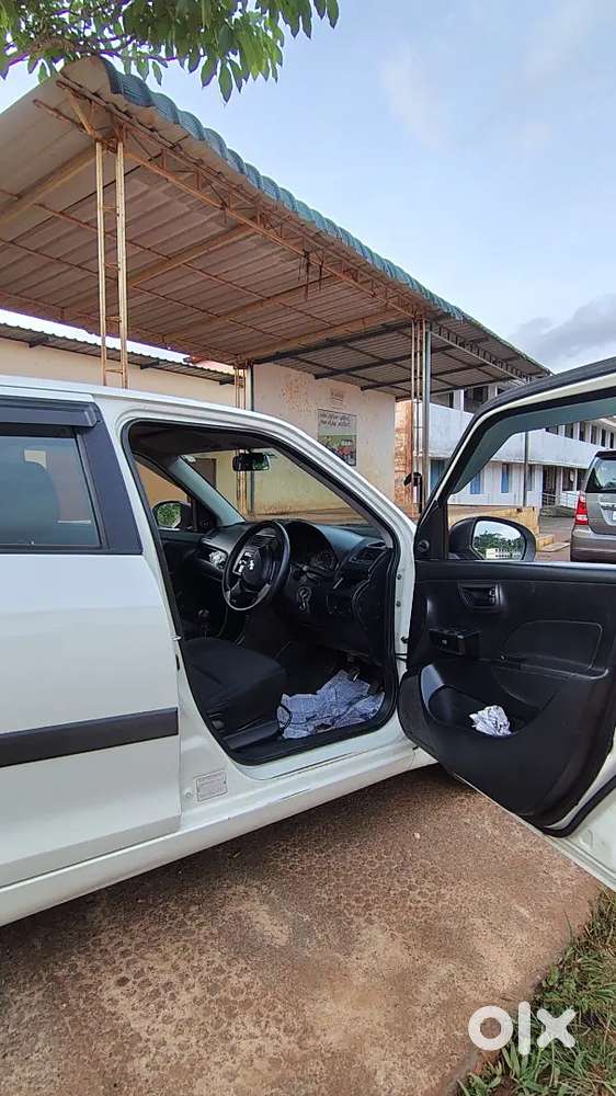 2013 Maruti Swift Lxi