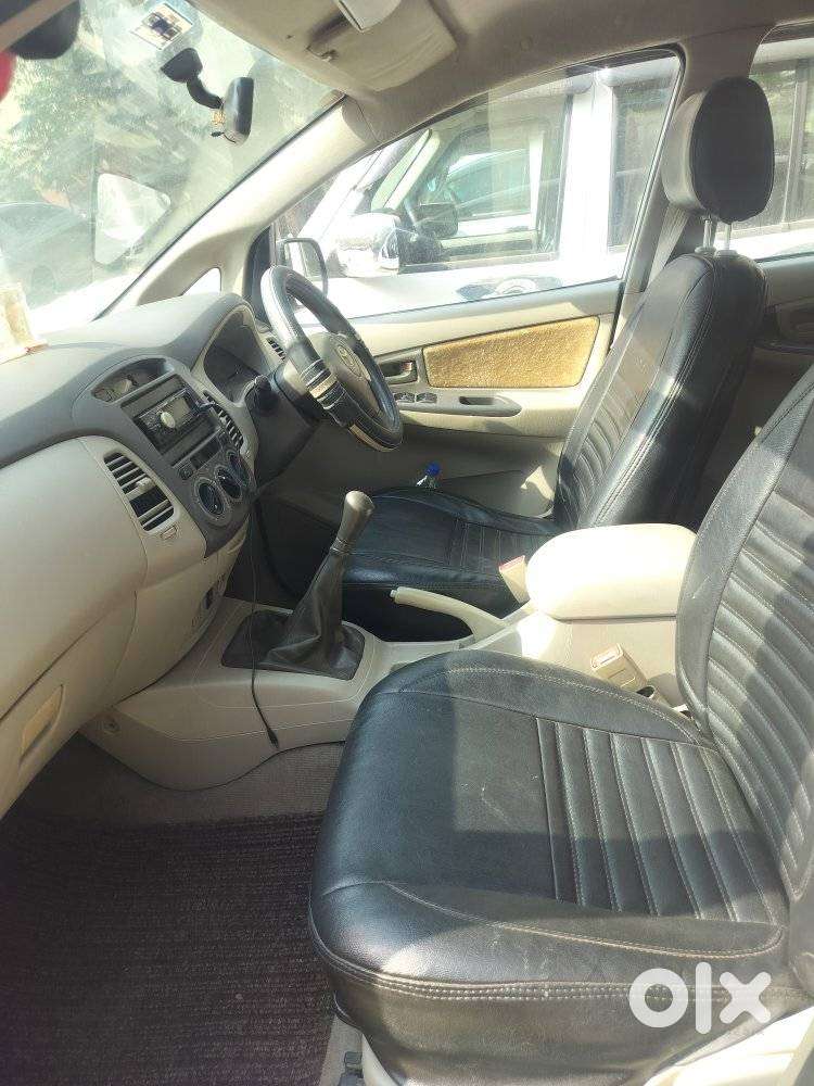 Toyota Innova 2.5 V 7 Str, 2012, Diesel