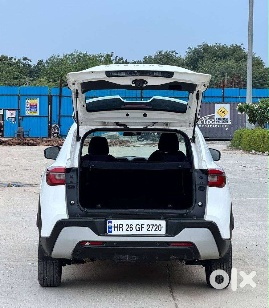 Nissan Magnite 1.0 Xv, 2021, Petrol