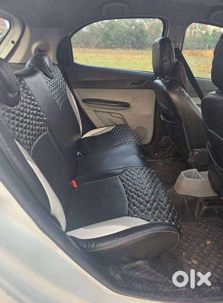 Tata Tiago 1.05 Revotorq Xt Option, 2023, Petrol