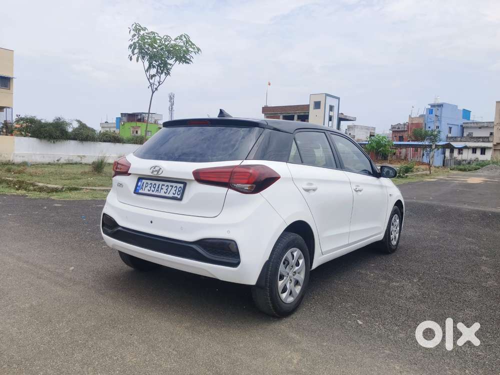 Hyundai Elite I20 Sportz (o) 1.2, 2019, Petrol