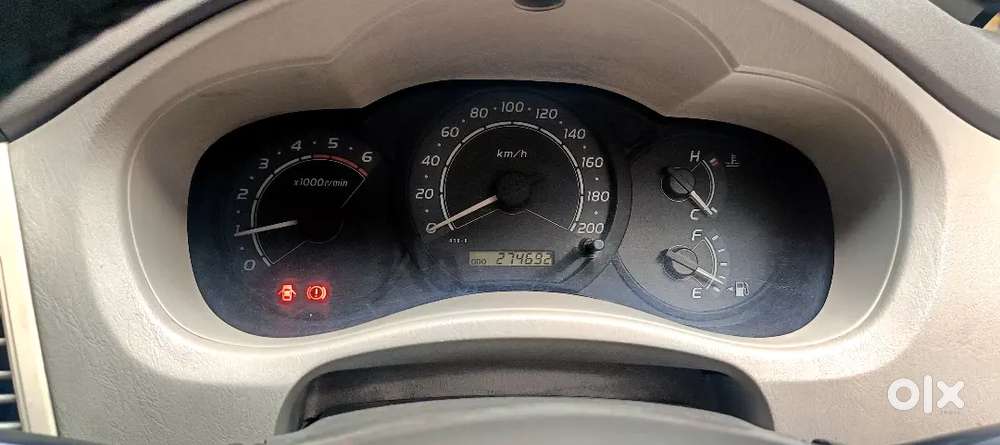 Toyota Innova 2010 Diesel Well Maintained