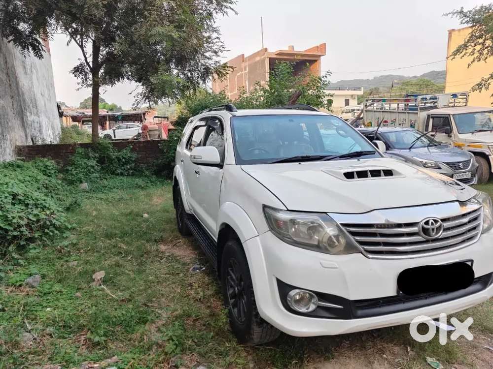 Toyota Fortuner 2015 Diesel 103000 Km Driven