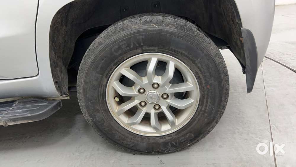 Mahindra Tuv 300 Mhawk100 T8, 2016, Diesel