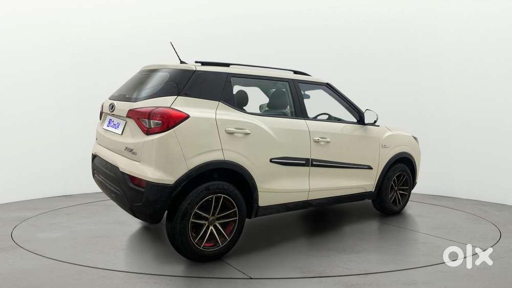 Mahindra Xuv300 W6 Amt Diesel, 2022, Diesel