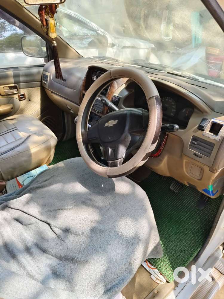 Chevrolet Tavera Neo 2010 Diesel 120000 Km Driven