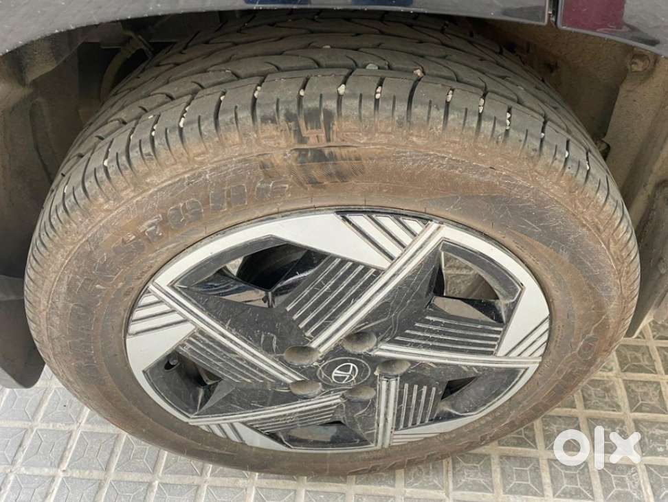 Tata Curvv Pure Plus S 1.2 Revotron Petrol 7dca, 2025, Petrol