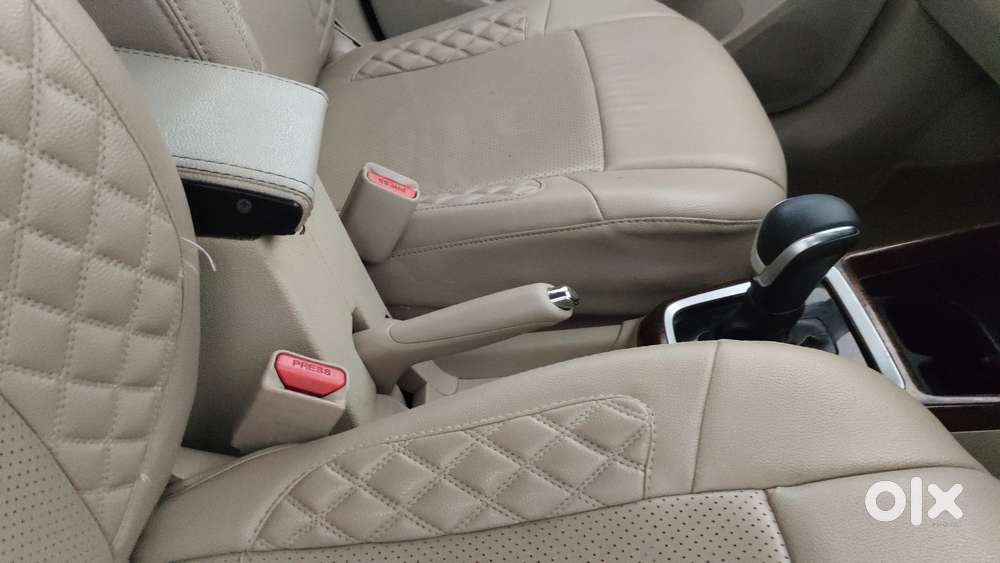 Maruti Suzuki Swift Dzire Amt Zxi, 2018, Petrol