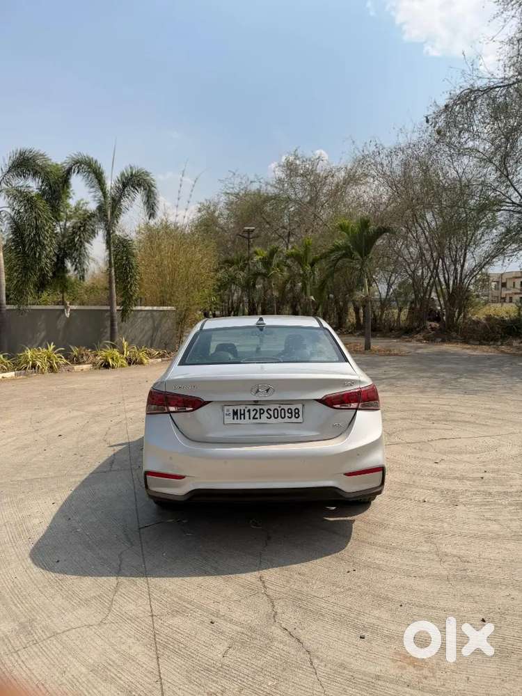 Hyundai Verna Sx Auto Diesel 
Oct 2017 Model 
1st Owner 
65000 Kms