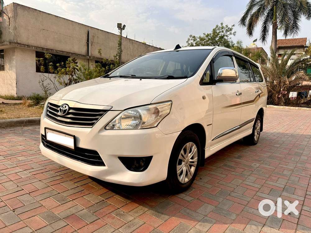 Toyota Innova 2.5 G (diesel) 7 Seater Bs Iv, 2013, Diesel