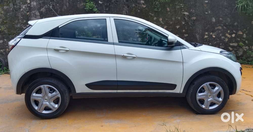 Tata Nexon 1.2 Revotron Xm (s), 2019, Petrol