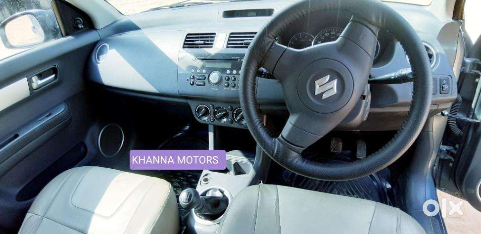 Maruti Suzuki Swift Vxi + Manual, 2011, Petrol