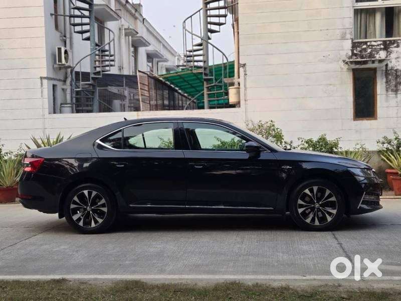 Skoda Superb 2.0 Tsi At L&k, 2020, Petrol