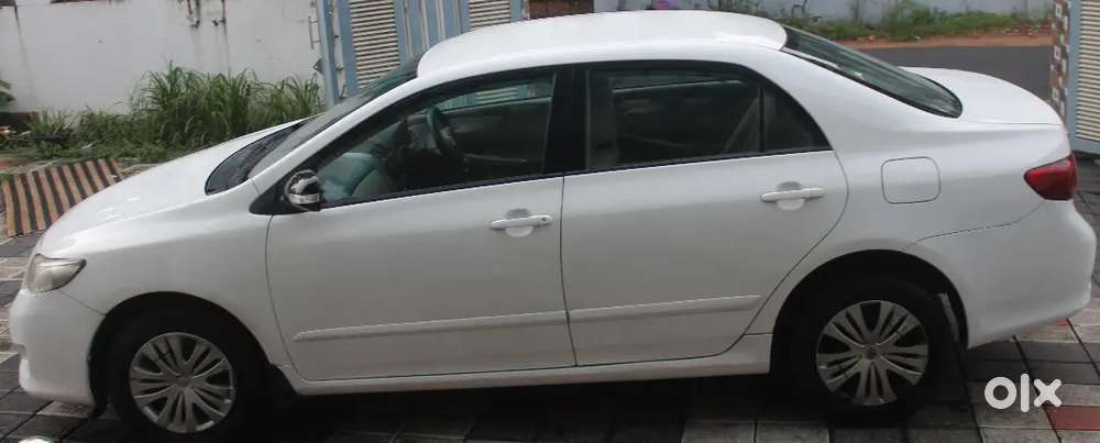 Toyota Corolla Altis 2011 Diesel