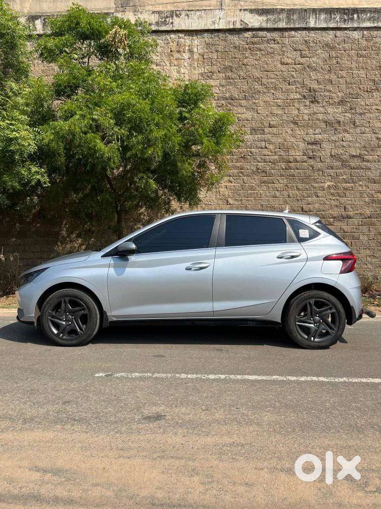 Hyundai New I20 1.2 Sportz Ivt, 2023, Petrol
