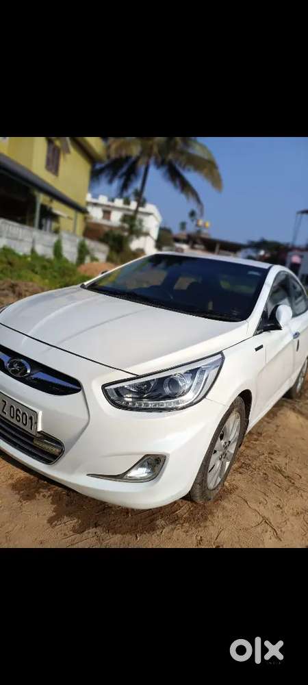 Hyundai Verna Sx 2015