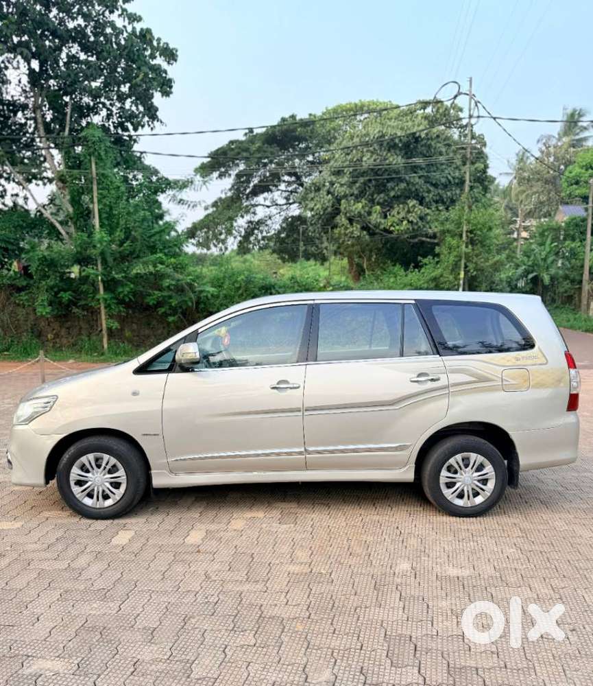 Toyota Innova 2.5 Gx 7 Str Bs-iii, 2014, Diesel