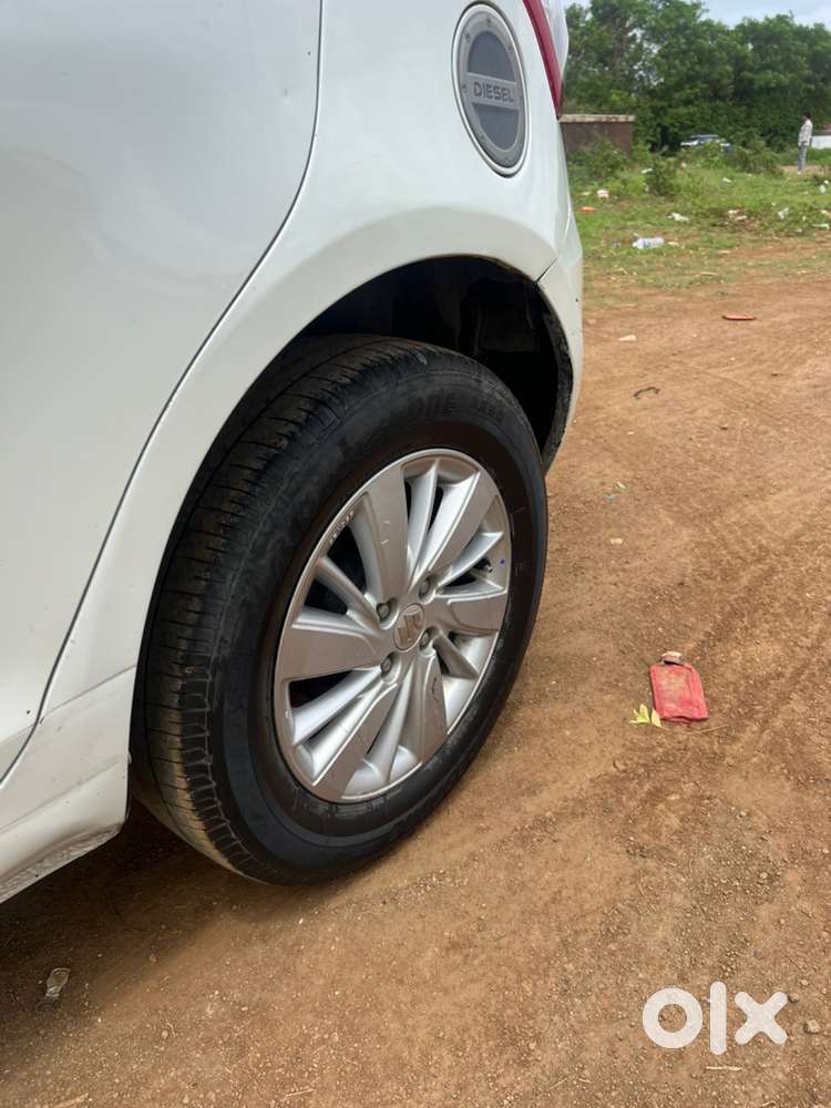 Swift Ddis Maruti 2015
