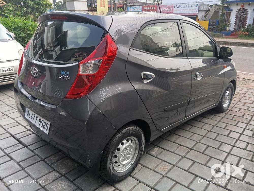 Hyundai Eon Era +, 2017, Petrol