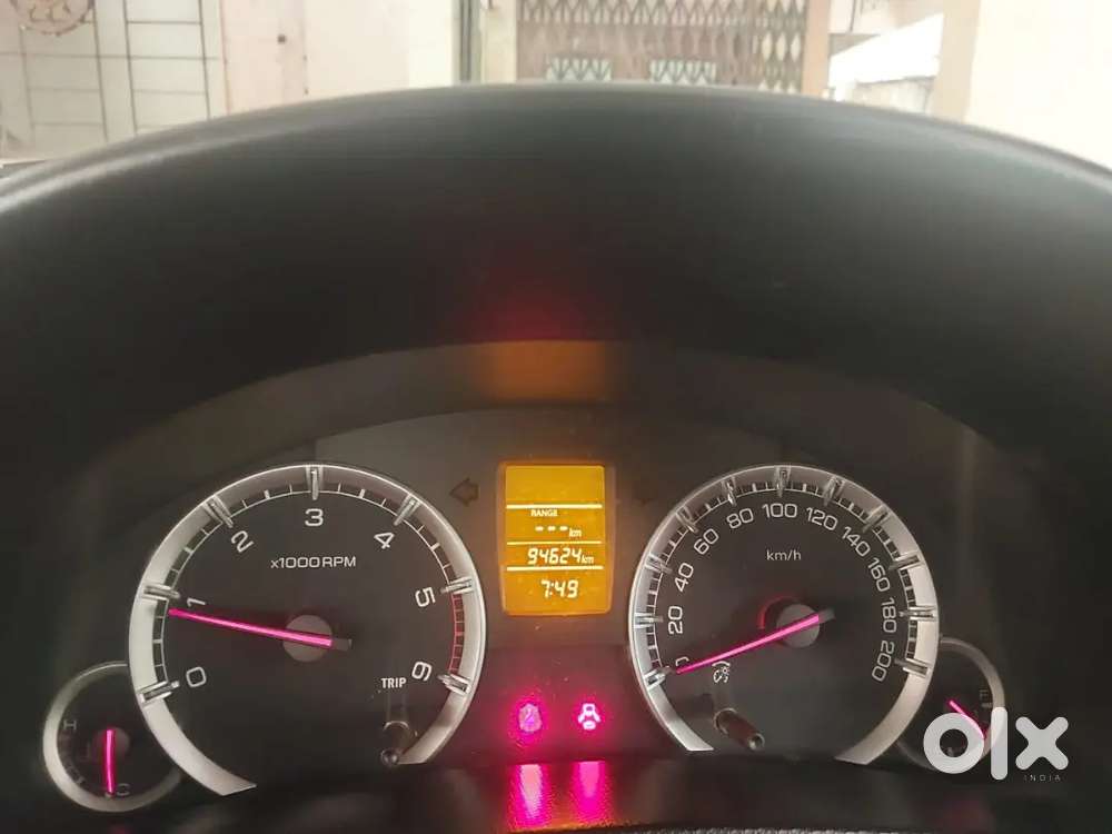 Maruti Suzuki Swift Dzire 2012