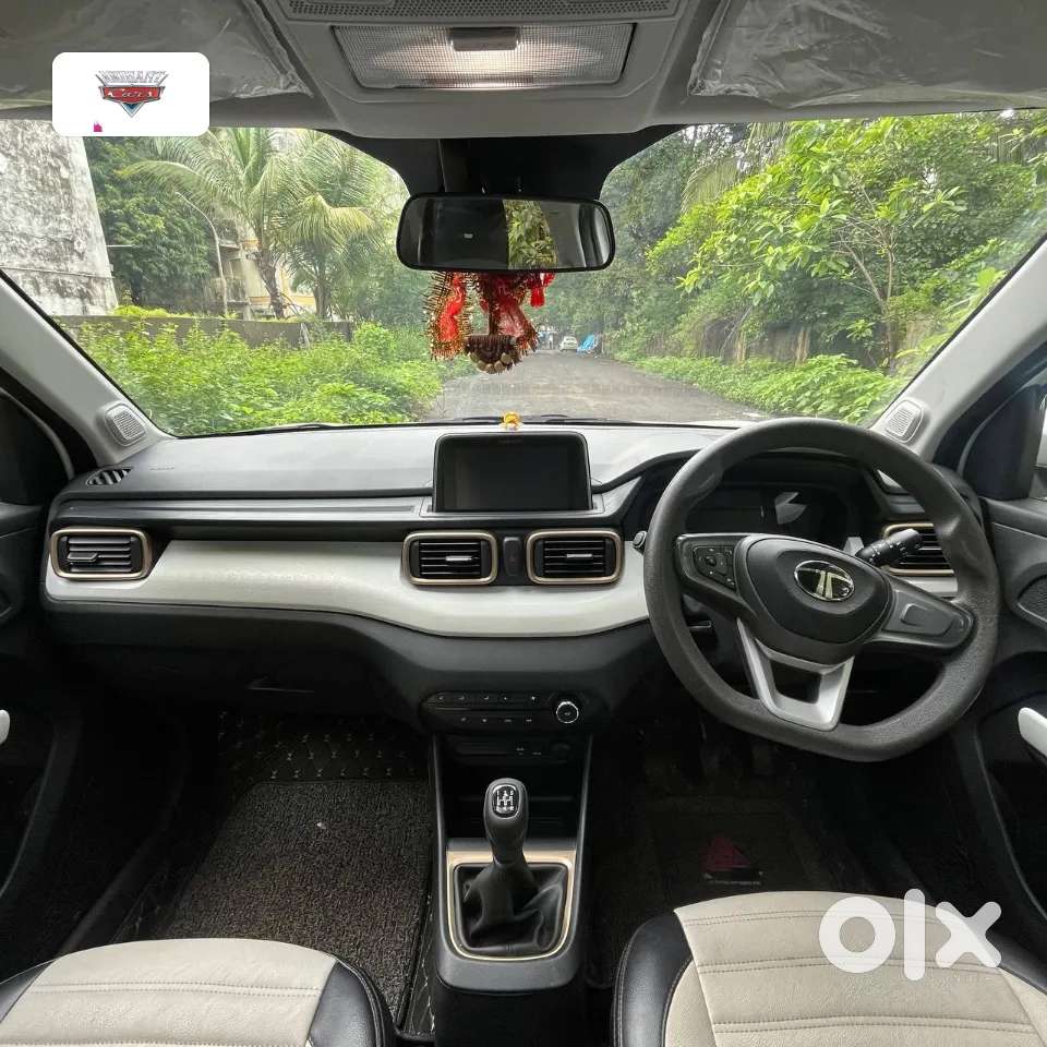 Tata Punch Accomplished Dazzle Sunroof Cng, 2024, Cng & Hybrids