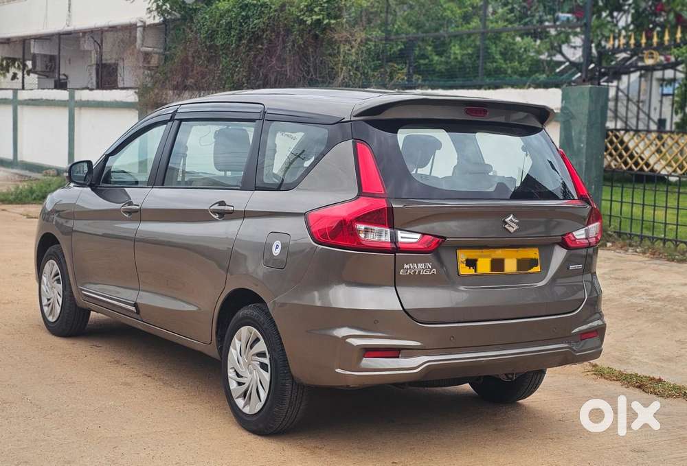 Maruti Suzuki Ertiga 1.5 Vxi, 2025, Petrol