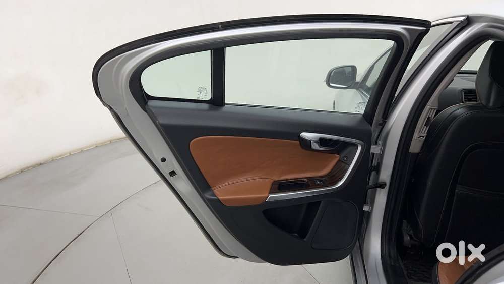 Volvo S60 D4 Kinetic, 2017, Diesel