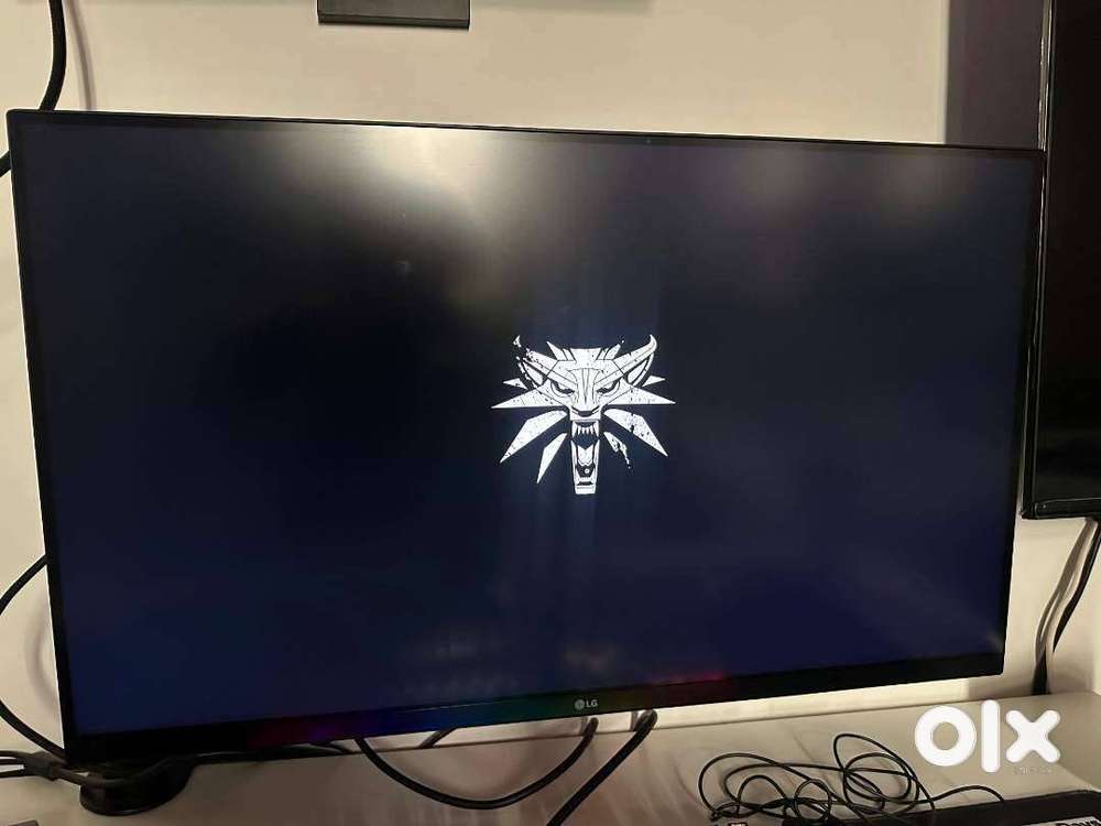 LG Ultragear 32 INCH 144Hz 1440p Monitor Computer Accessories